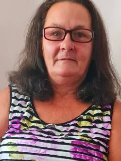 Katalin, 55 �ves t�rskeres� n�, Tatah�za