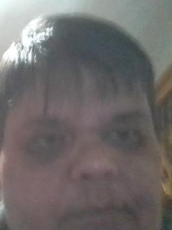 T�mea, 46 �ves t�rskeres� n�, T�rtel
