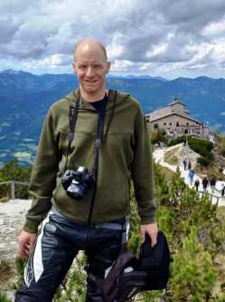 Balazs, 40 �ves t�rskeres� f�rfi, Zirc