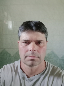 Attila, 52 �ves t�rskeres� f�rfi, S�gv�r