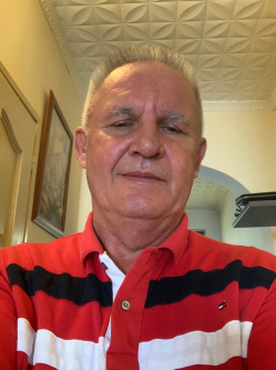 Ferenc, 65 �ves t�rskeres� f�rfi, Paks