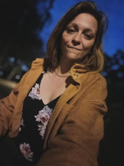 Piroska, 39 �ves t�rskeres� n�, Eger