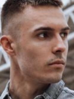 Bence, 23 �ves t�rskeres� f�rfi, �zd