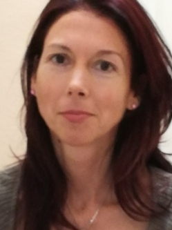 Rita, 50 �ves t�rskeres� n�, Veszpr�m