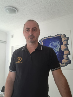 Tibi, 49 �ves t�rskeres� f�rfi, Kiskunhalas