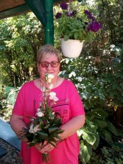Zs�ka, 74 �ves t�rskeres� n�, J�szap�ti