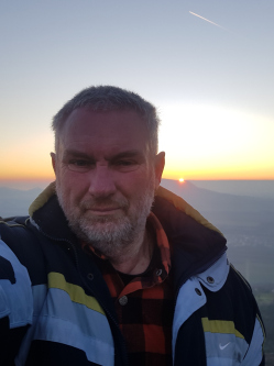 Farkas, 57 éves társkereső férfi, Kám