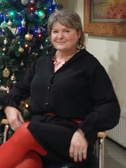 Erika, 56 �ves t�rskeres� n�, H�dmez�v�s�rhely