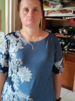 Melinda, 47 �ves t�rskeres� n�, J�szber�ny