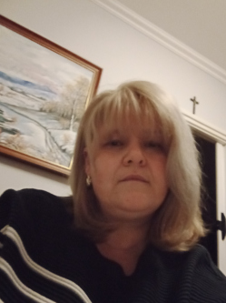 Barbi, 49 �ves t�rskeres� n�, P�pa