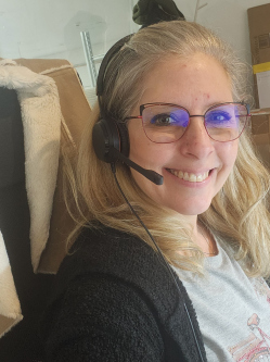 Kati, 49 �ves v�ci t�rskeres� n�