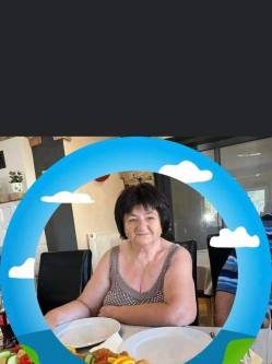 Magdolna, 73 �ves t�rskeres� n�, Romh�ny