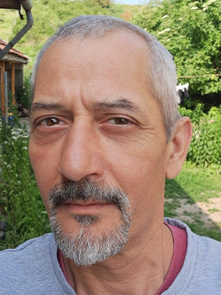 Kriszti�n, 51 �ves noszvaji t�rskeres� f�rfi
