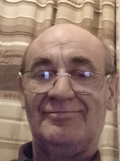 Csaba, 56 �ves t�rskeres� f�rfi, B�kk�sd