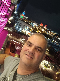 Tibi, 52 �ves t�rskeres� f�rfi, Mecsekj�nosi