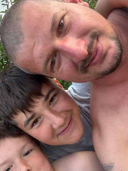 Zoli, 36 �ves t�rskeres� f�rfi, Ab�dszal�k