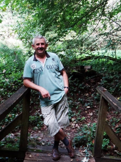 J�zsef, 69 �ves t�rskeres� f�rfi, J�noshalma