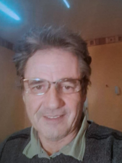 S�ndor, 65 �ves t�rskeres� f�rfi, Sarkad