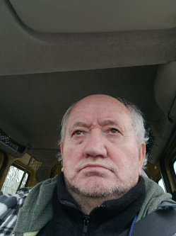 S�ndor, 73 �ves t�rskeres� f�rfi, Gy�mr�