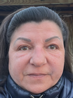 Gy�ngyi, 55 �ves t�rskeres� n�, Pilis
