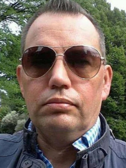 M�rk, 49 �ves egri t�rskeres� f�rfi