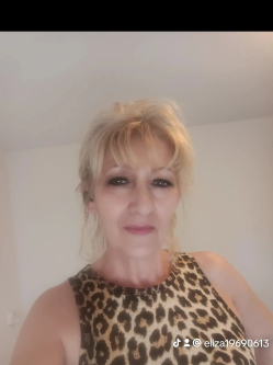 Erzs�bet, 57 �ves t�rskeres� n�, Zeeland
