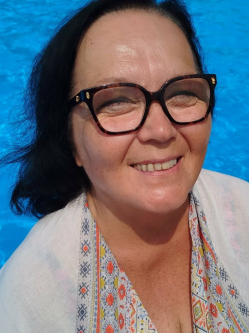 Beatrix, 65 �ves t�rskeres� n�, Pozsony