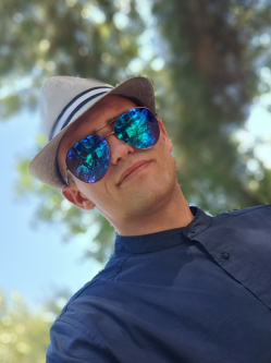 Martin, 28 �ves kalocsai t�rskeres� f�rfi