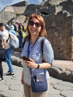 Andrea, 43 �ves t�rskeres� n�, Nagyszombat