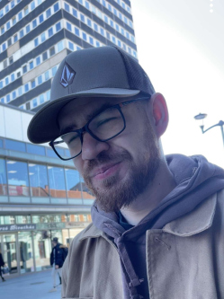 Nikolasz, 24 �ves t�rskeres� f�rfi, Veszpr�m