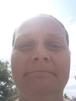 Marianna, 49 �ves esztergomi t�rskeres� n�