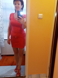 Lia, 64 �ves t�rskeres� n�, P�pa