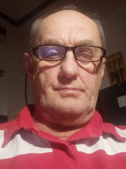 Endre, 69 �ves t�rskeres� f�rfi, P�pa