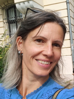 M�nika, 44 �ves t�rskeres� n�, T�rnok