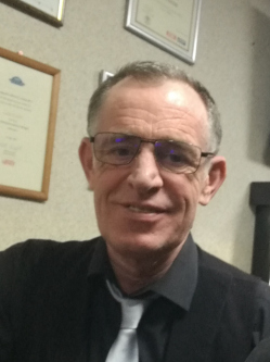 Zsolt, 51 �ves t�rskeres� f�rfi, N�dudvar