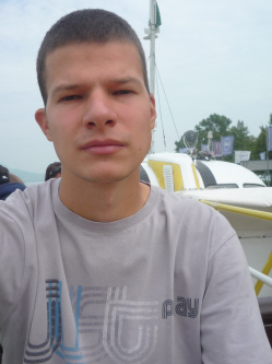 P�ter, 35 �ves t�rskeres� f�rfi, Szigetv�r