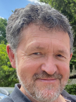 J�zsef, 60 �ves t�rskeres� f�rfi, Miskolc