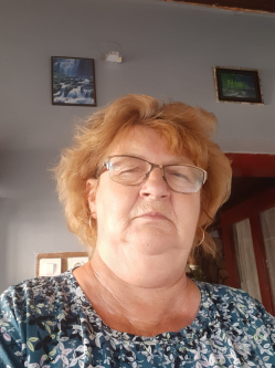 M�ria, 67 �ves t�rskeres� n�, Zalal�v�