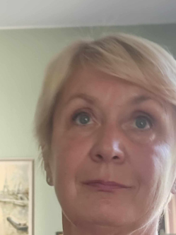 �va, 61 �ves t�rskeres� n�, K�szegdoroszl�