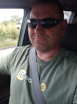 Zsolt, 47 �ves t�rskeres� f�rfi, Kondoros