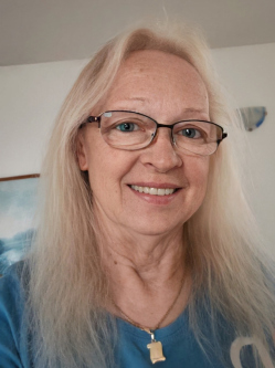 Zsuzsa, 69 �ves t�rskeres� n�, Baja