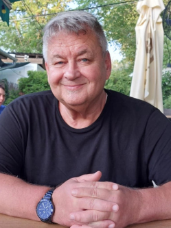 Gyula, 62 éves társkereső férfi, Tatabánya