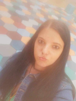 Katalin, 29 �ves t�rskeres� n�, Dombegyh�z