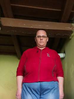 Andrea, 49 �ves t�rskeres� n�, B�lcske