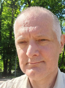 Ferenc, 53 �ves t�rskeres� f�rfi, Szeged