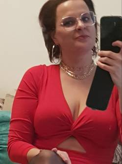Andrea, 48 �ves t�rskeres� n�, Kaposv�r