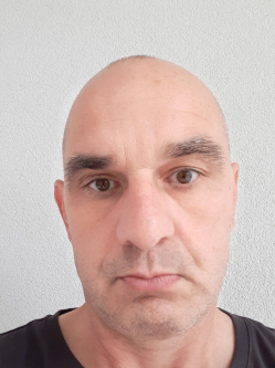 Zoli, 51 éves társkereső férfi, Szombathely