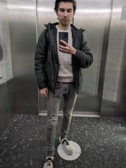 M�t�, 26 �ves t�rskeres� f�rfi, Gy�r