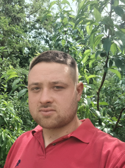 M�rk�, 26 �ves t�rskeres� f�rfi, P�lmonostora