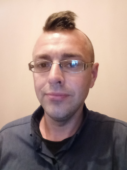 Krisztián, 33 éves társkereső férfi, Elek